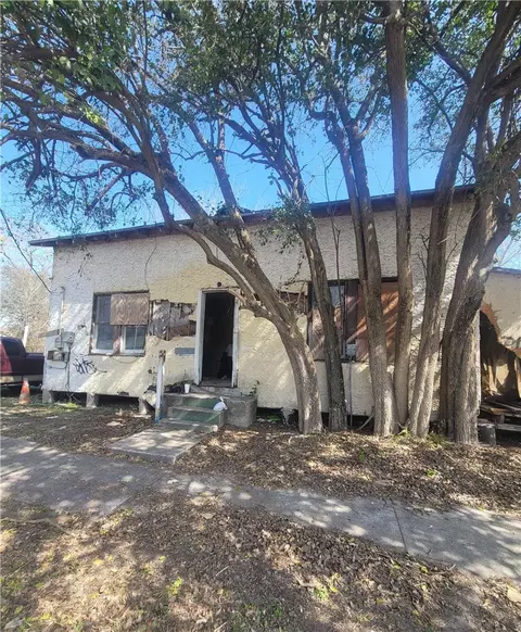 2424 Ruth St, Corpus Christi, TX 78405