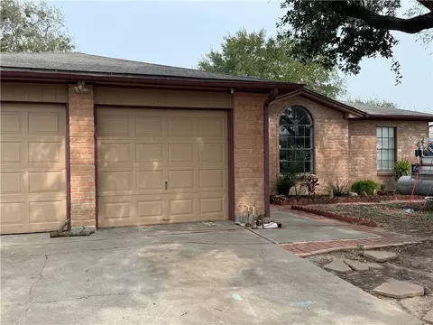 902 Saint Timothy St, Corpus Christi, TX 78418