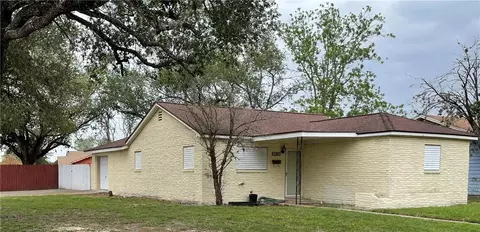 1101 Dewey Ave, Alice, TX 78332