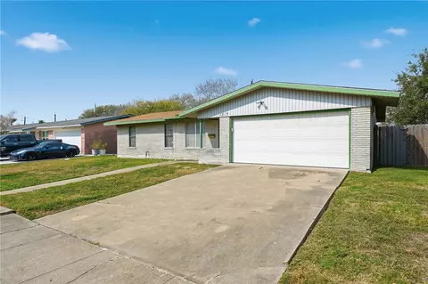 1213 Salem Dr, Corpus Christi, TX 78412