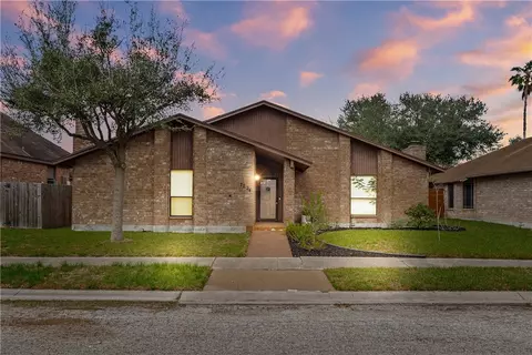 7234 Diamond Ridge Dr, Corpus Christi, TX 78413
