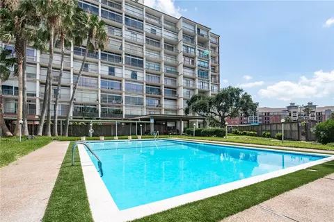 4600 Ocean Dr #703, Corpus Christi, TX 78412