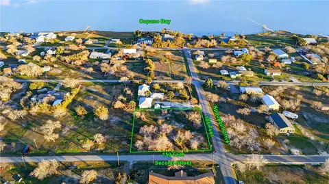 402 Second St, Bayside, TX 78340