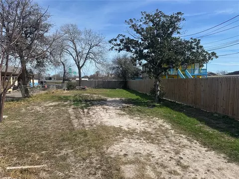 000 18th St, Corpus Christi, TX 78405