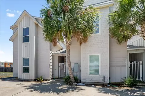 2821 S 11th St #101, Port Aransas, TX 78373
