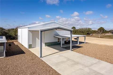 164 Connelley, Port O'connor, TX 77982