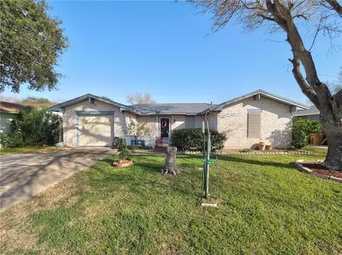 1906 Tara Dr, Corpus Christi, TX 78412