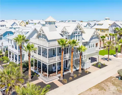 261 Bent Grass Dr, Port Aransas, TX 78373
