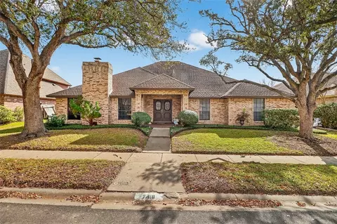 7418 Bourget Dr, Corpus Christi, TX 78413