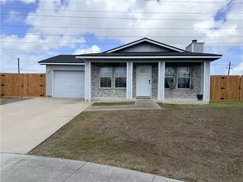 1938 El Monte St, Corpus Christi, TX 78417