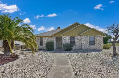 13941 Ketch St, Corpus Christi, TX 78418