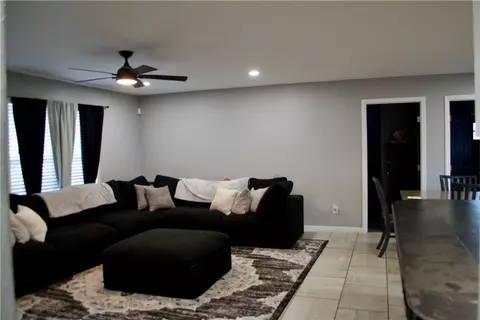 Living - 1001 E Hefferman St, Beeville, TX 78102 photo 1 of 1