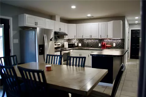 Kitchen - 1001 E Hefferman St, Beeville, TX 78102 photo 2 of 2