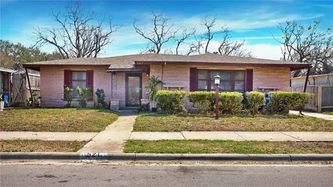 521 Chamberlain St, Corpus Christi, TX 78404