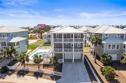 272 Marco Ln, Port Aransas, TX 78373