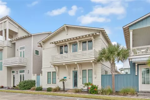 717 Sunrise Ave, Port Aransas, TX 78373