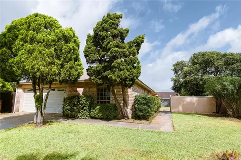 1314 Harbor Lights Dr, Corpus Christi, TX 78412