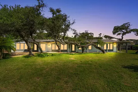 1931 N Fulton Beach Rd, Rockport, TX 78382