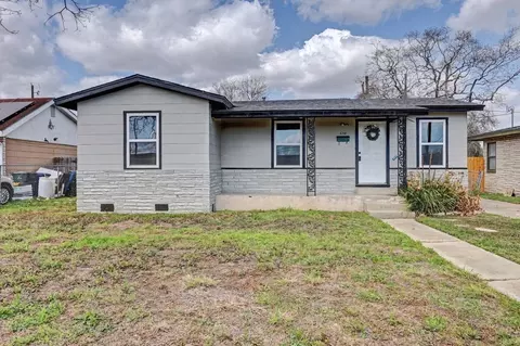 638 Sharon Dr, Corpus Christi, TX 78412