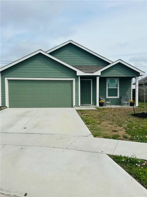 13262 Wrangler St, Robstown, TX 78380