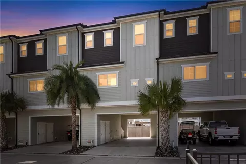 1701 S Station St #402, Port Aransas, TX 78373