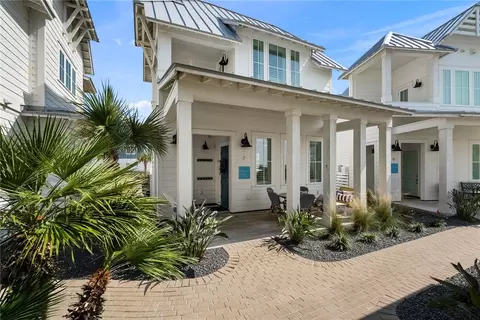 214 Sunset Apt 7 Ave, Port Aransas, TX 78373