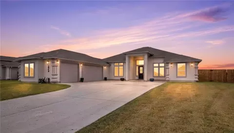 1849 Papa Mori Dr, Corpus Christi, TX 78414