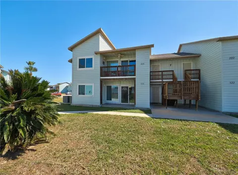 230 Cut Off Rd #123, Port Aransas, TX 78373