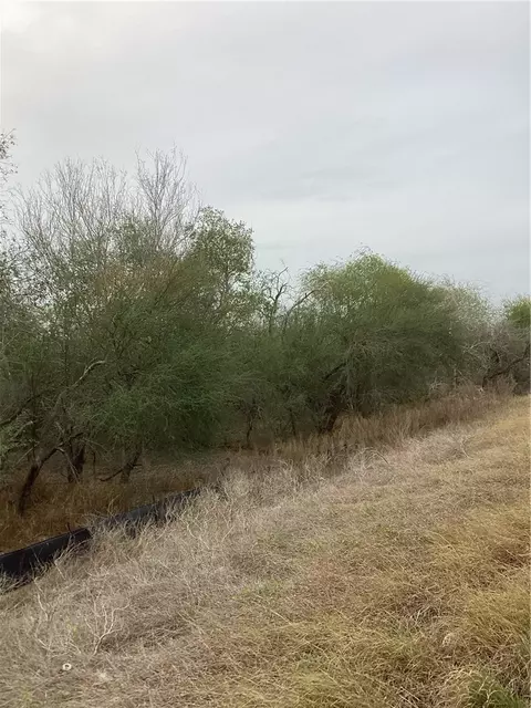1 N Highway 281 Byp, Alice, TX 78332
