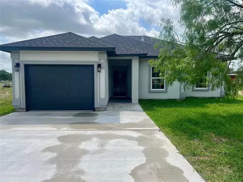 686 County Road 3061, Orange Grove, TX 78372