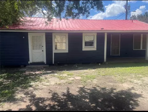 602 E 4th St, Alice, TX 78332