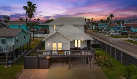 405 W Avenue C Ave, Port Aransas, TX 78373