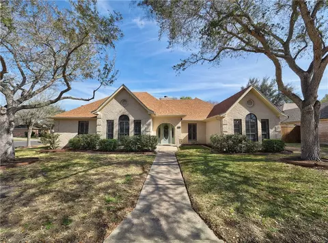 7802 Etienne Dr, Corpus Christi, TX 78414