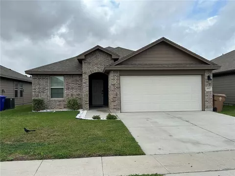 1817 Secretariat Dr, Corpus Christi, TX 78417