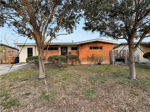 1142 Clare Dr, Corpus Christi, TX 78412