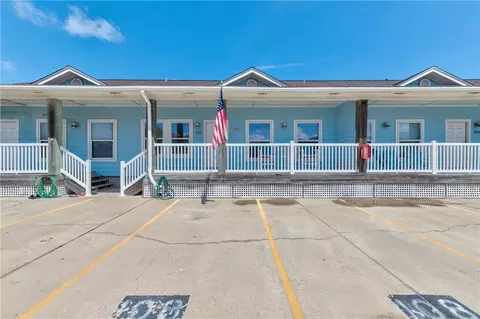 1726 S 11th St #108, Port Aransas, TX 78373