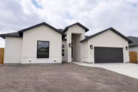 1453 Lois Chesney St, Corpus Christi, TX 78415