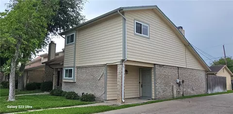 4718 Cedar Pass Dr #F, Corpus Christi, TX 78413
