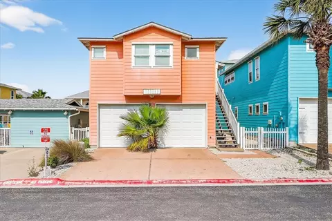2525 S 11th St #80, Port Aransas, TX 78373