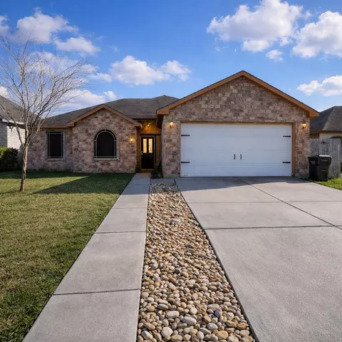 2103 Margaret Ln, Kingsville, TX 78363
