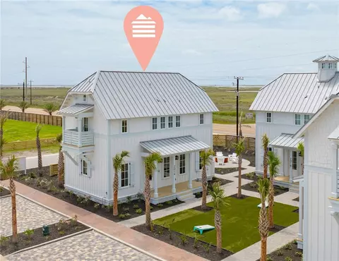 201 Laughing Gull Ln #A, Port Aransas, TX 78373