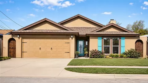 3334 Samoa Dr, Corpus Christi, TX 78418