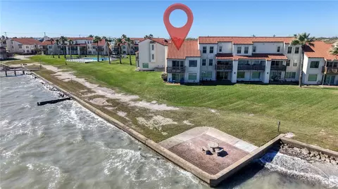 620 S Fulton Bch #705, Rockport, TX 78382