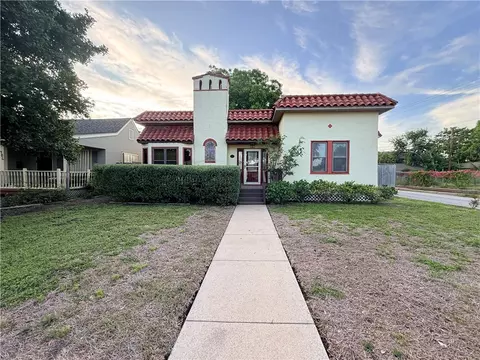 402 Clifford St, Corpus Christi, TX 78404
