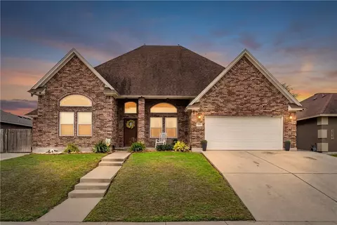 3917 Alta Vista Dr, Corpus Christi, TX 78410