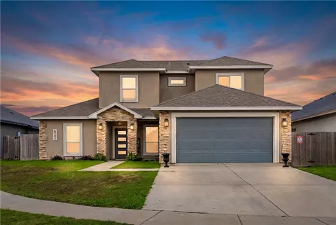 6733 Stuyvesant Ct, Corpus Christi, TX 78414
