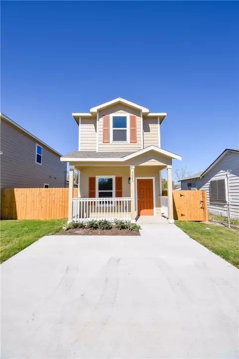 3023 Sabinas St, Corpus Christi, TX 78405