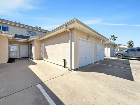 15433 Seamount Cay Ct #5, Corpus Christi, TX 78418