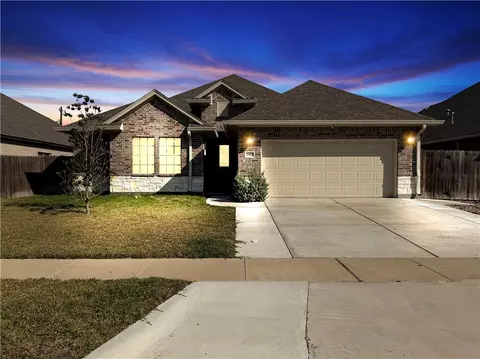 2410 Thankful St, Corpus Christi, TX 78418