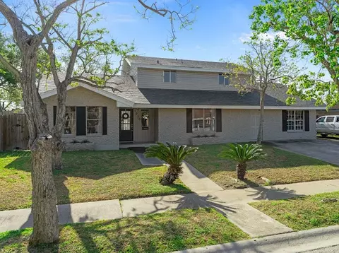 5210 Honeysuckle, Corpus Christi, TX 78415